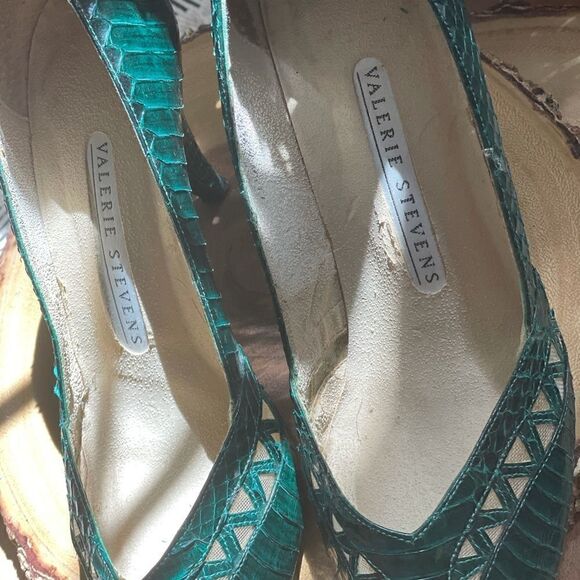 Vintage Valerie Stephens Snakeskin Pumps, SZ 6.5 - Picture 5 of 6